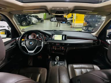 X5 (F15)