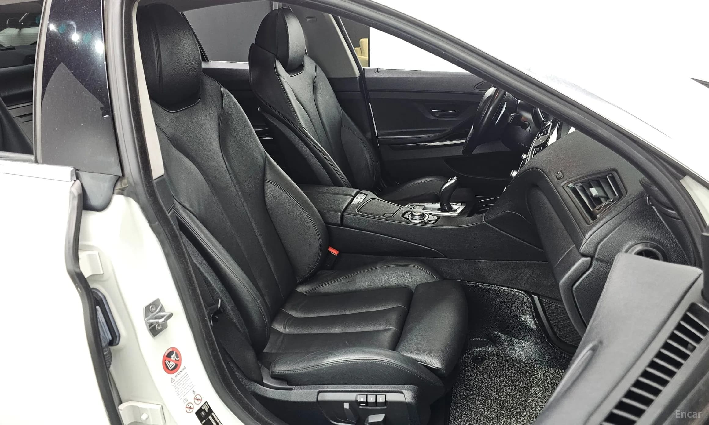6 Series (F12)
