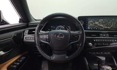 ES300h 7th Generation