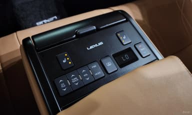 ES300h 7th Generation