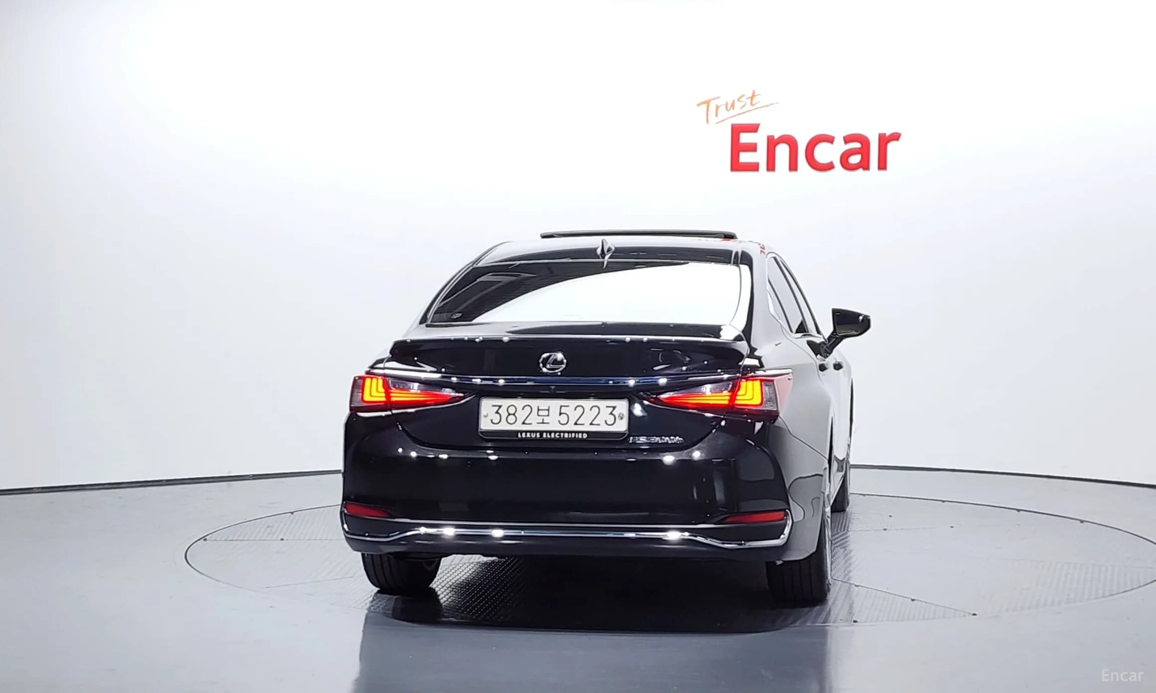 ES300h 7th Generation