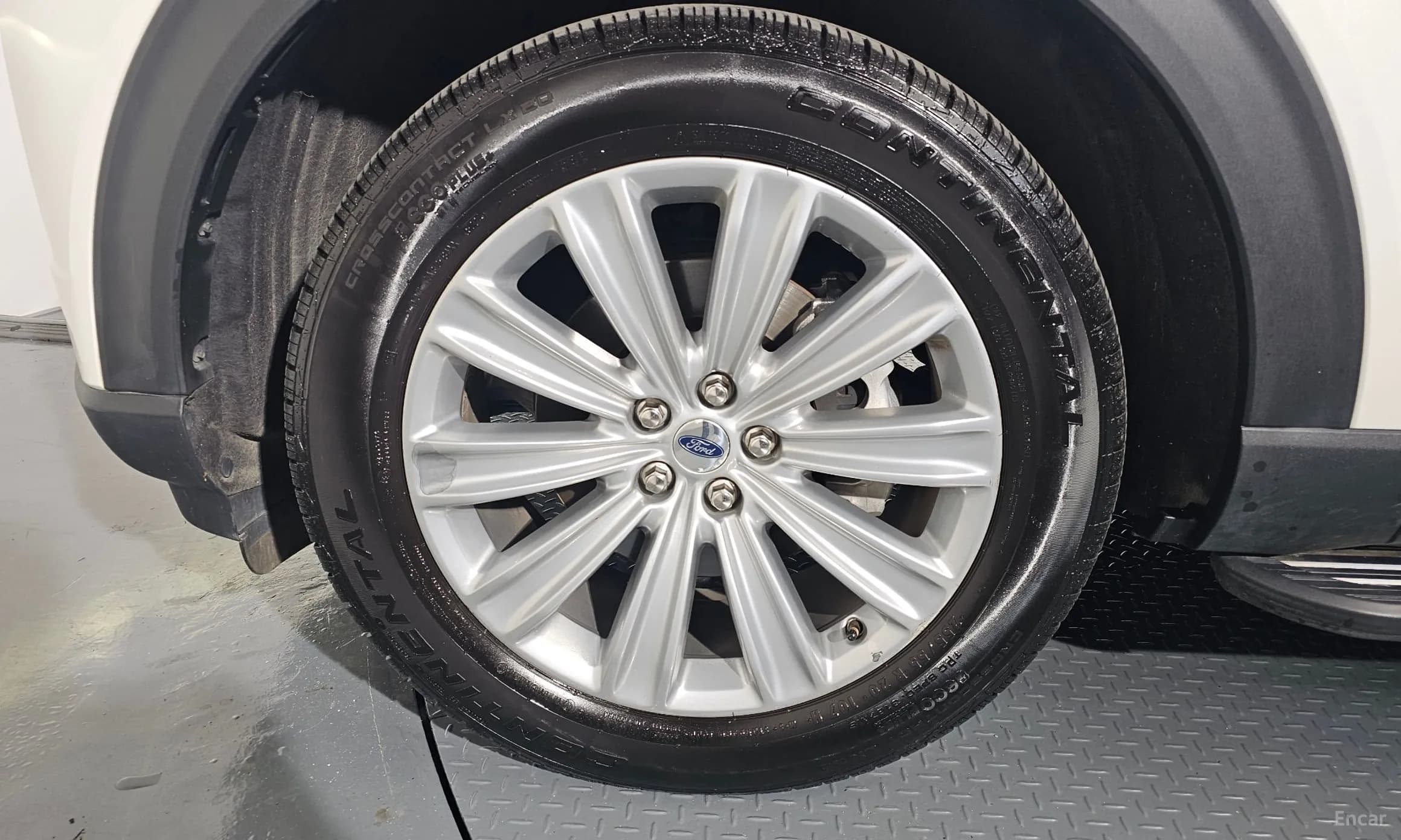 Explorer 6th Generation