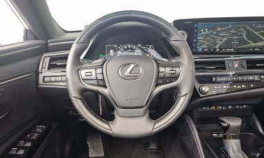 ES300h 7th Generation