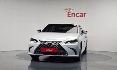 ES300h 7th Generation