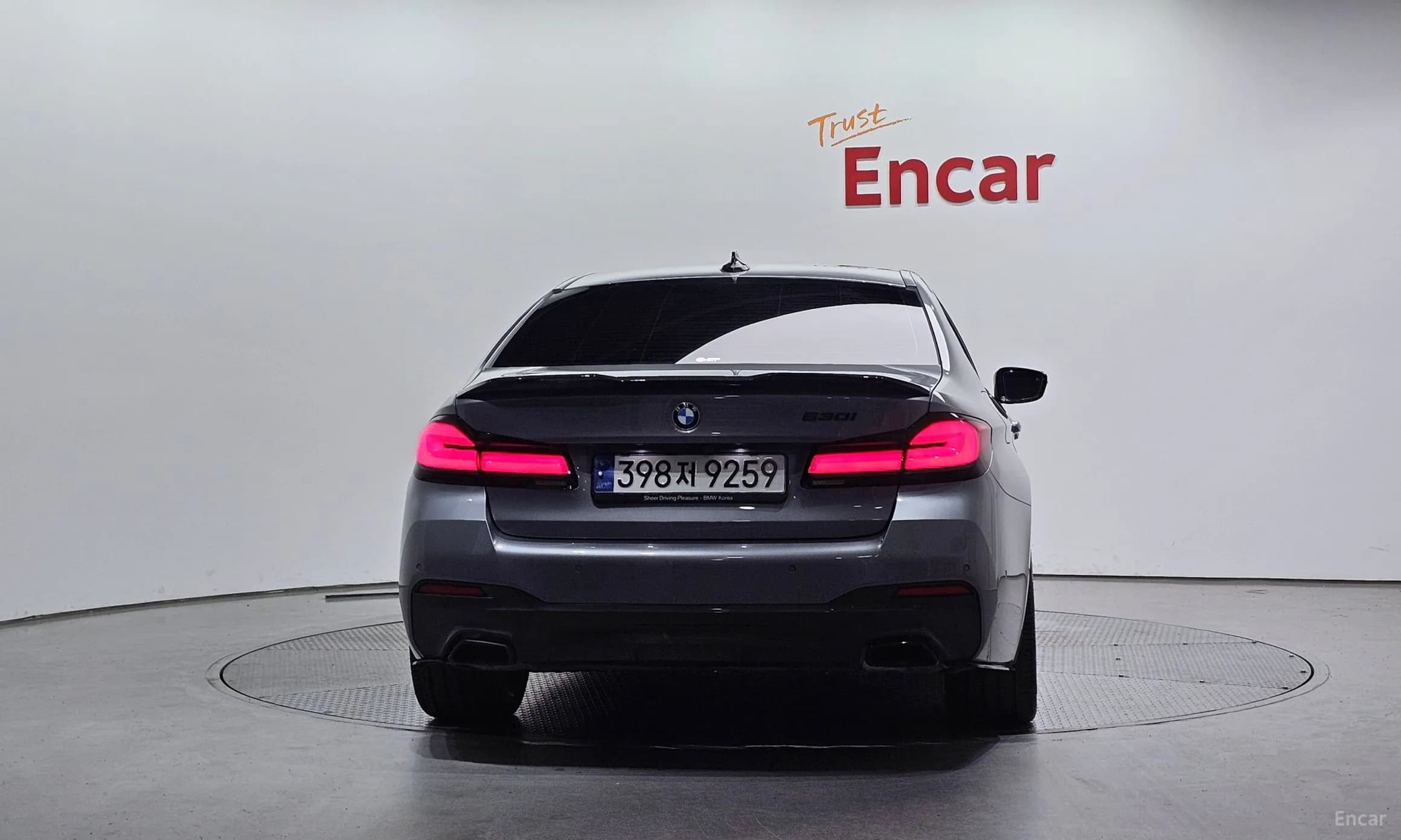 5 Series (G30)