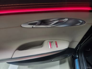 GV70