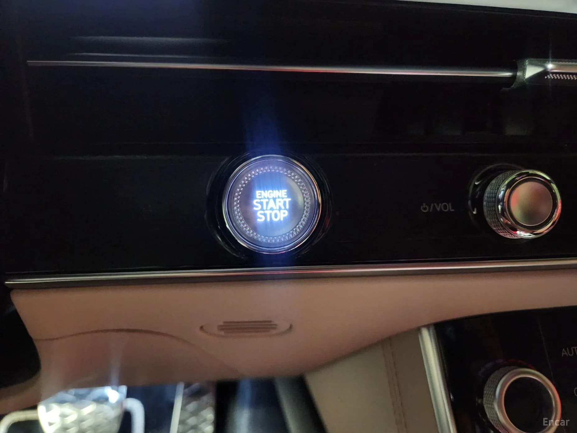 GV70
