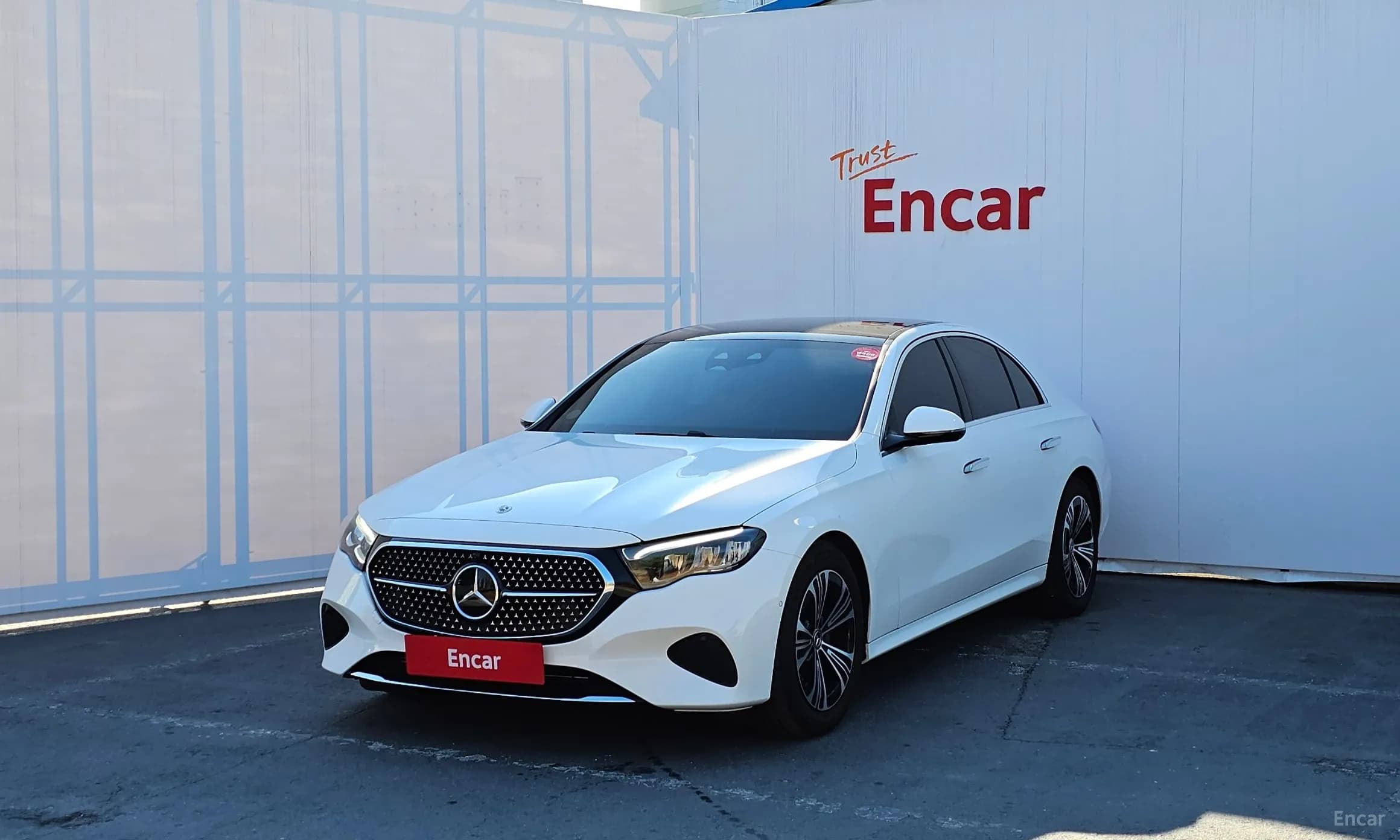 E-Class W214