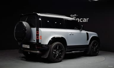 Defender (L663)