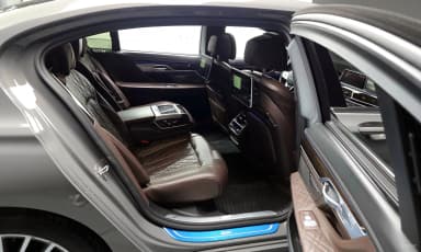 7 Series (G11)