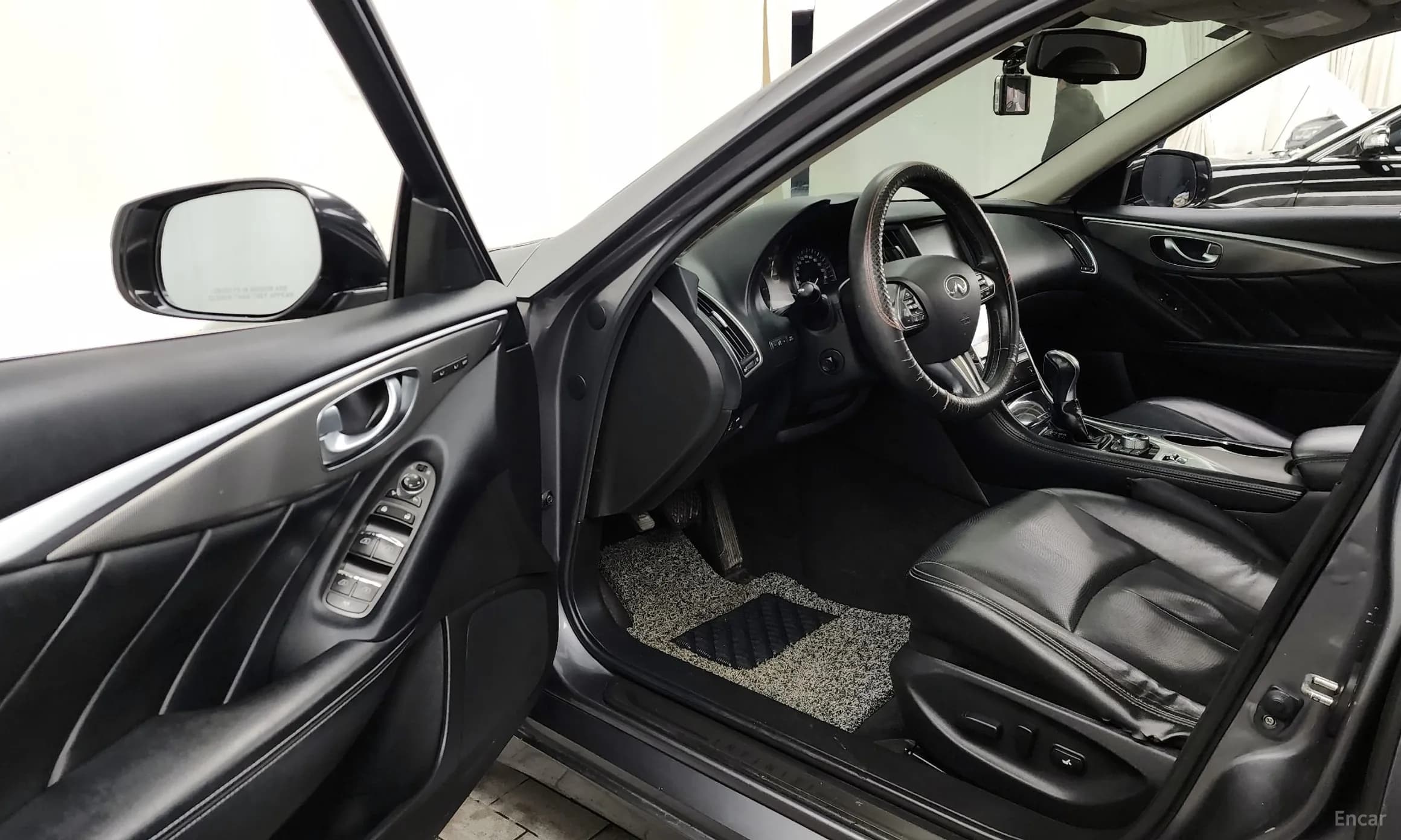 Q50