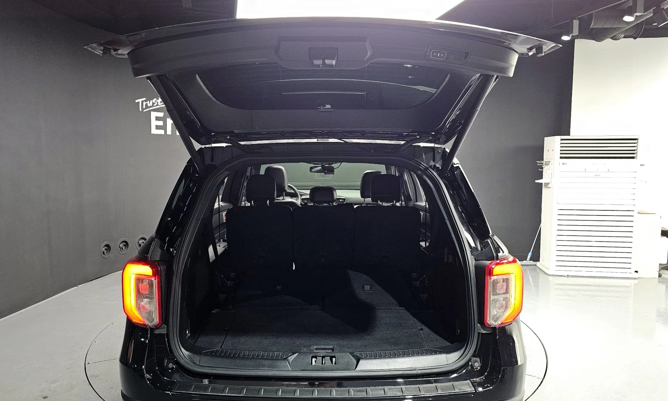 Explorer 6th Generation