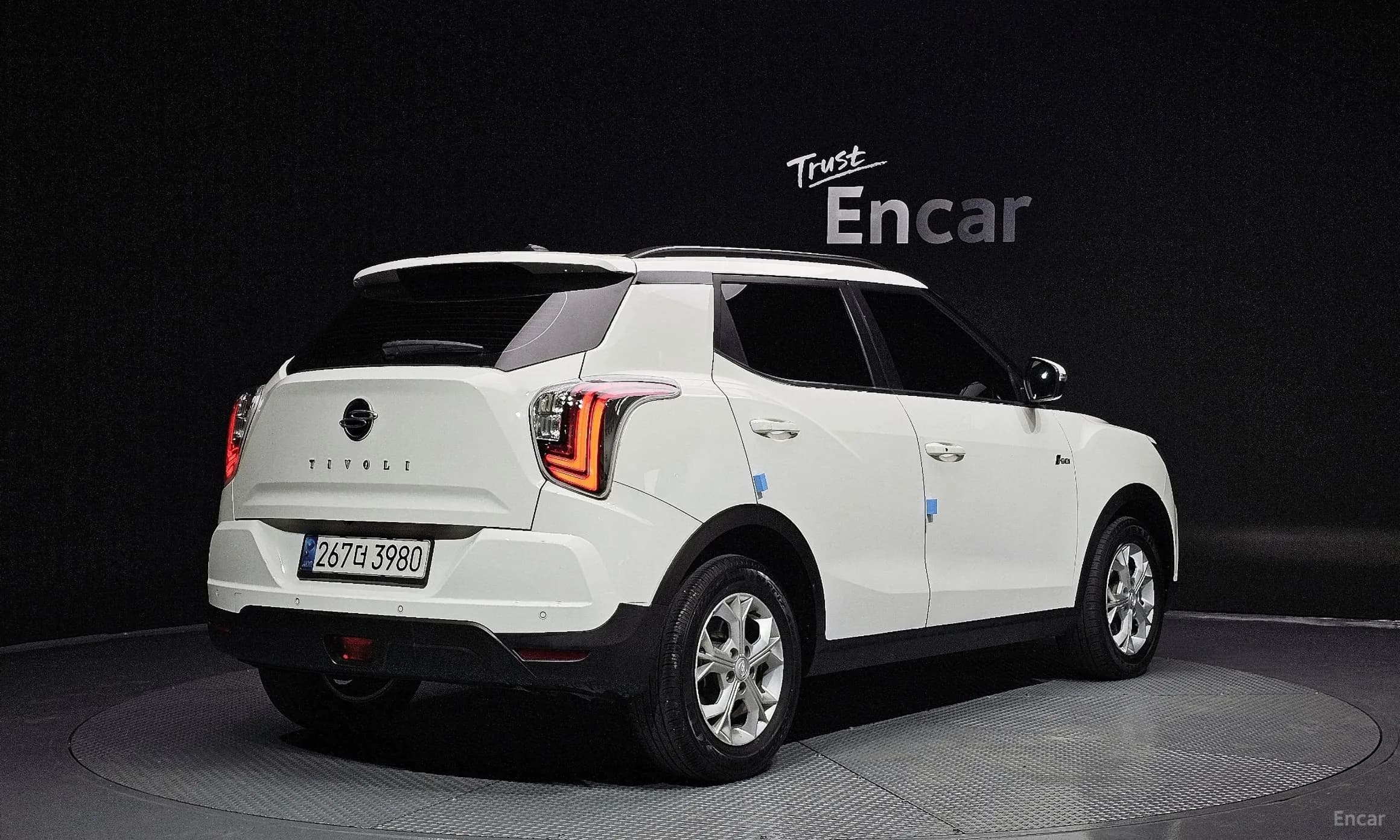 Berry New Tivoli