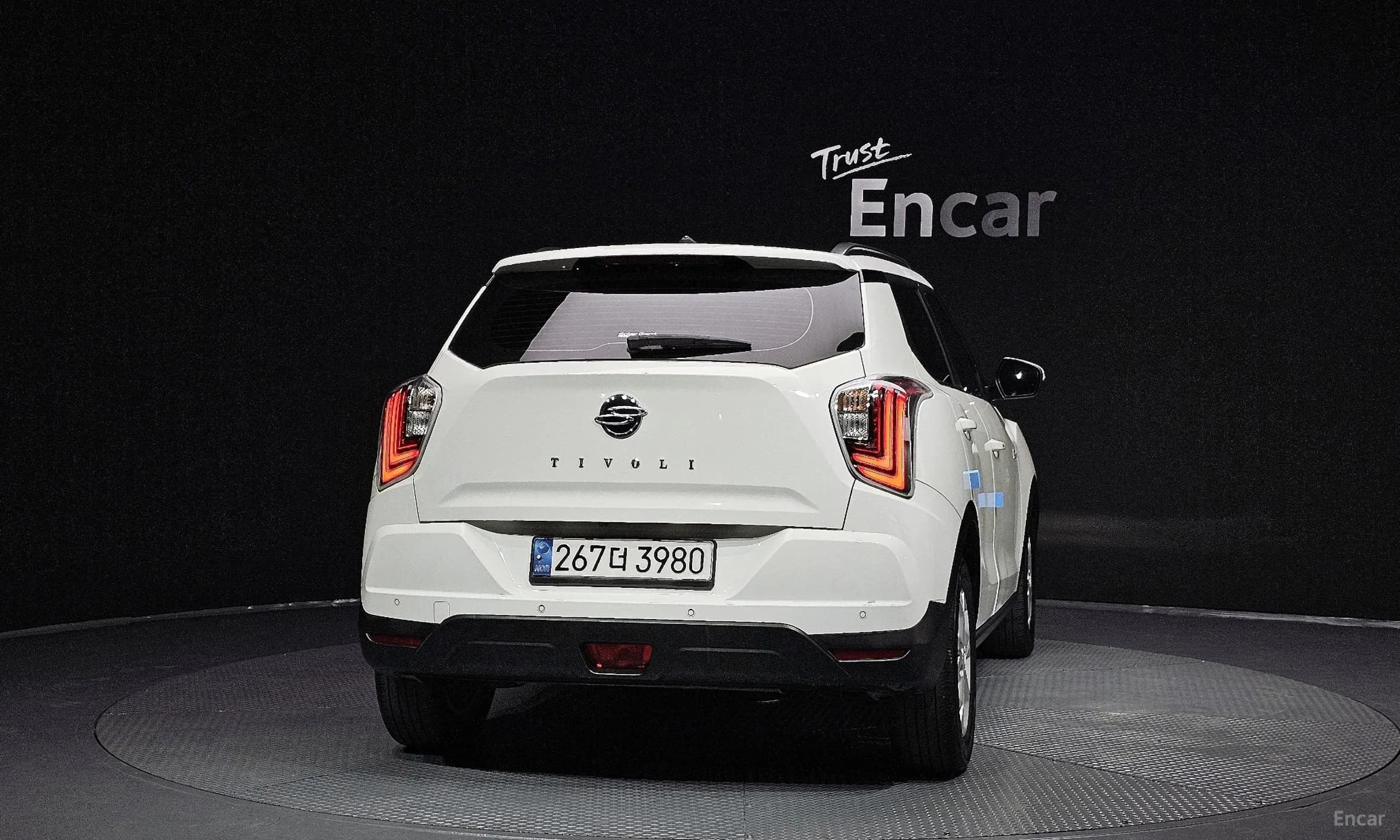 Berry New Tivoli