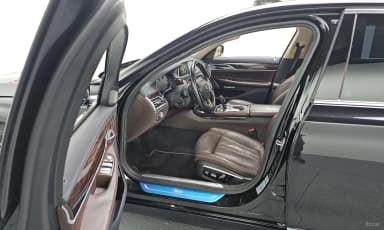 7 Series (G11)