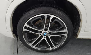 X4 (F26)