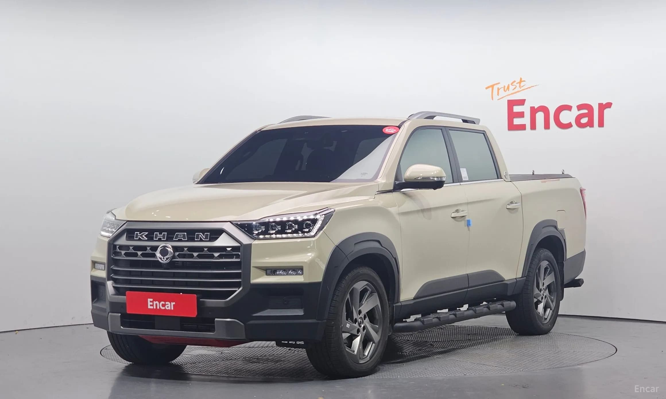 Rexton Sports Khan