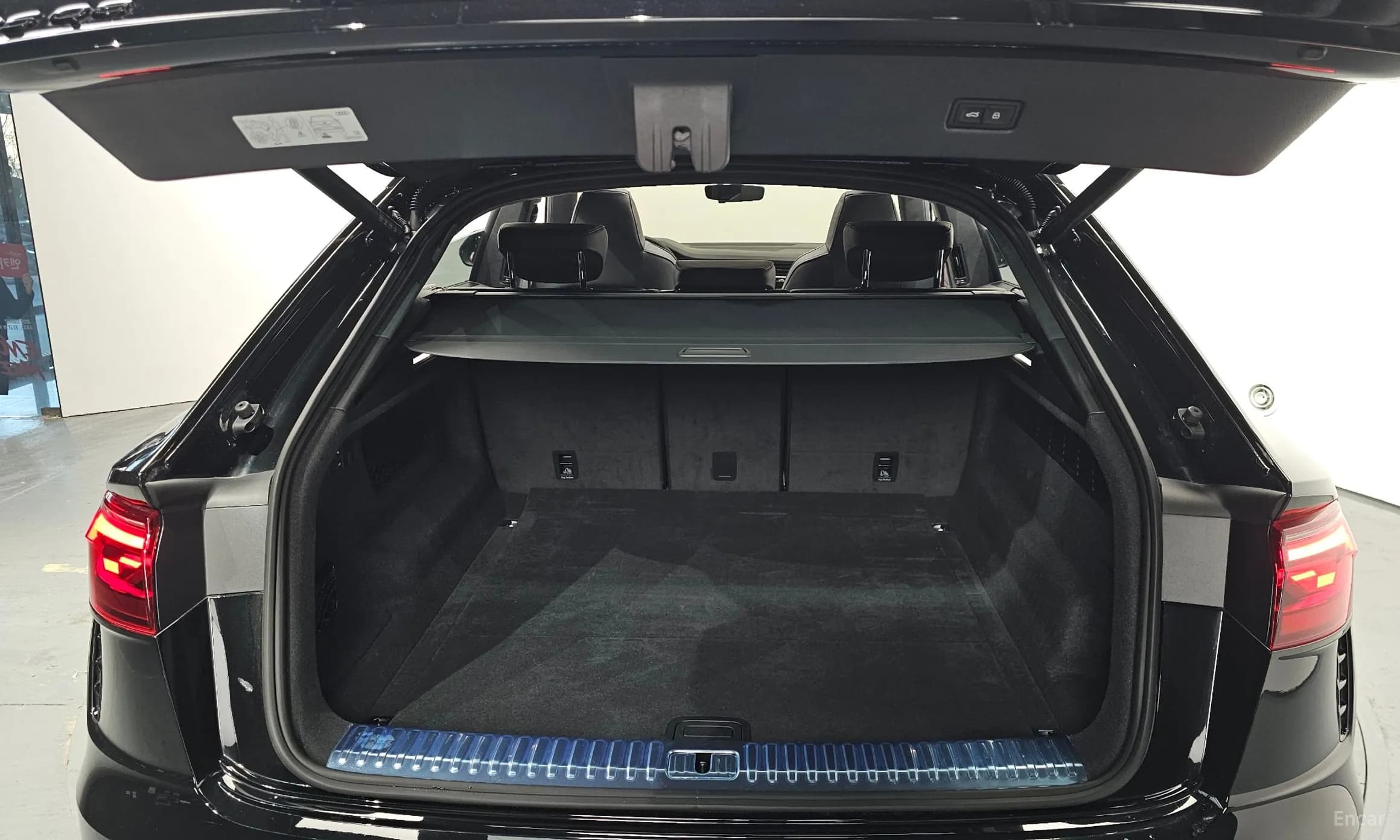 RSQ8 (4M)