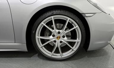 718 Cayman