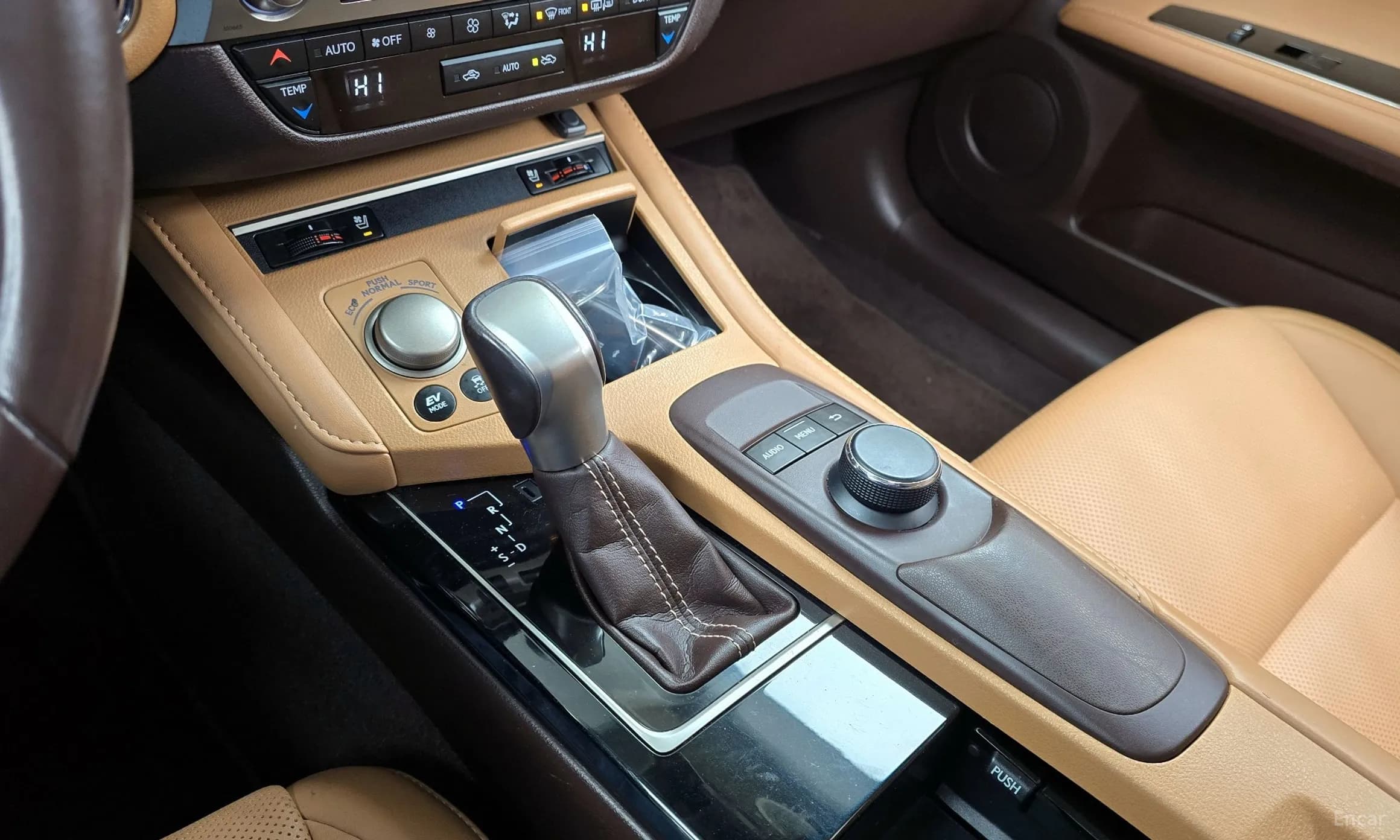 New ES300h