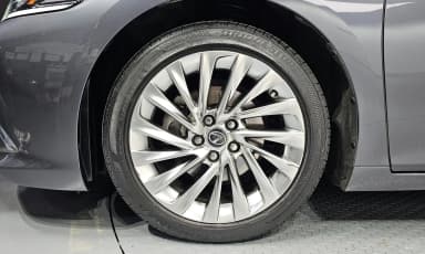 ES300h 7th Generation