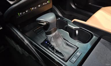 ES300h 7th Generation