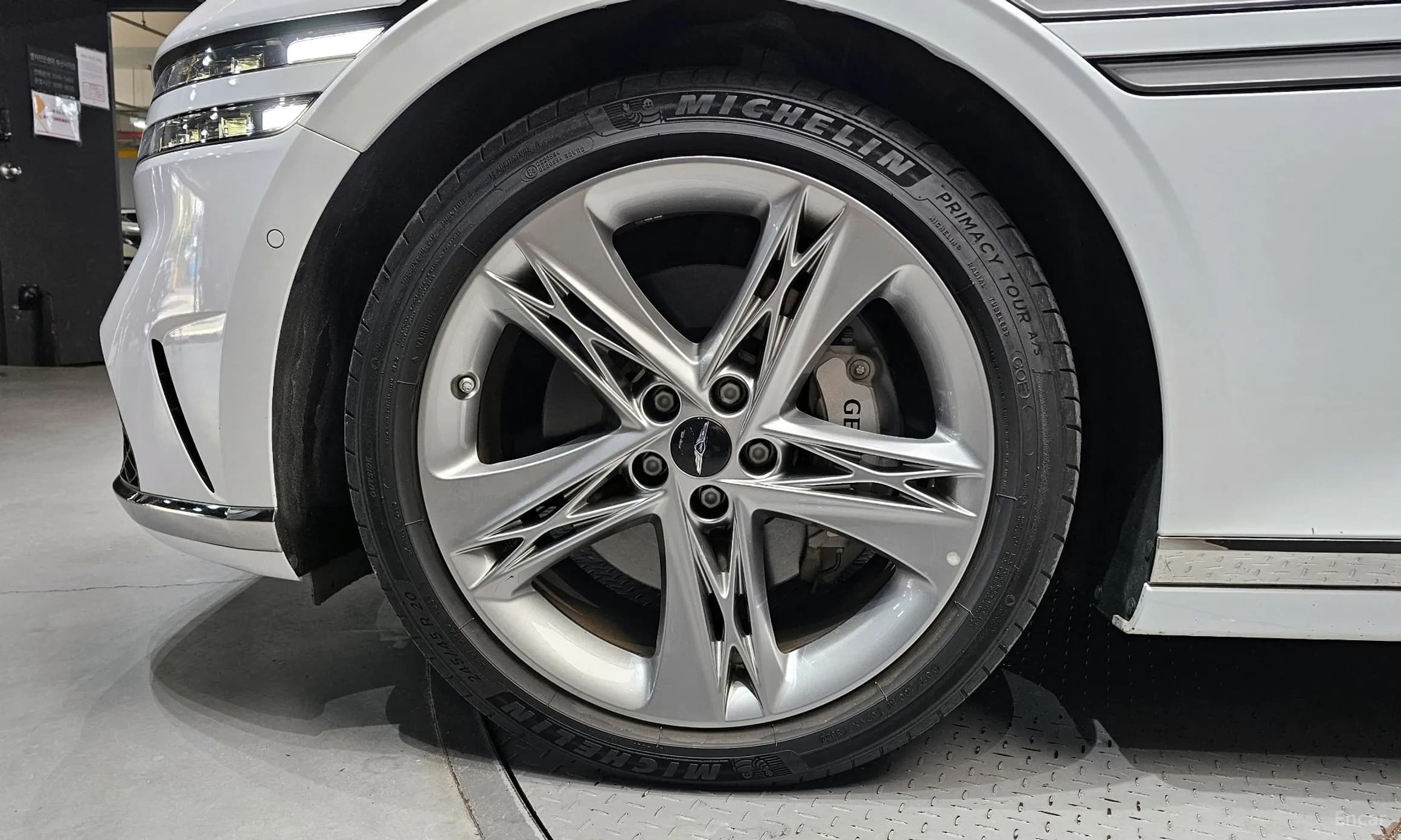 G90 (RS4)