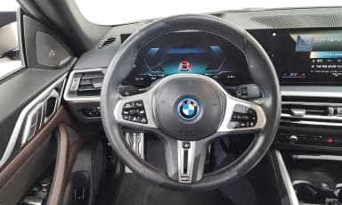 i4