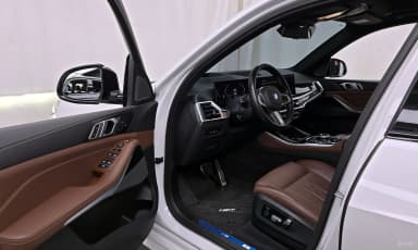 X5 (G05)