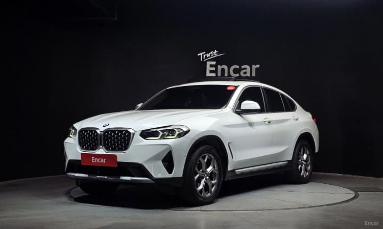 X4 (G02)