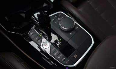 X4 (G02)