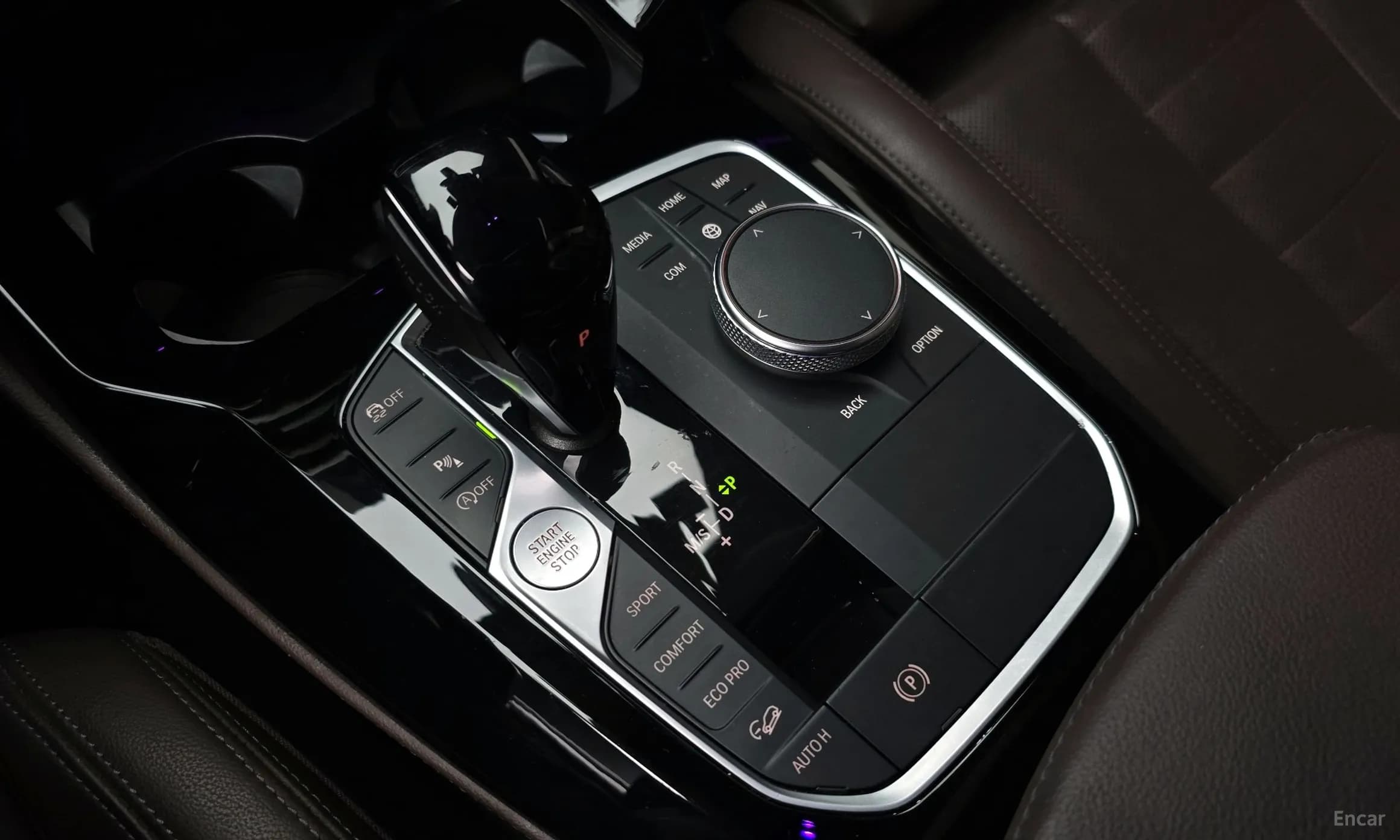 X4 (G02)