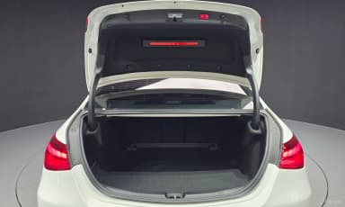 C-Class W206
