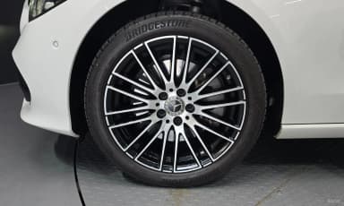 C-Class W206