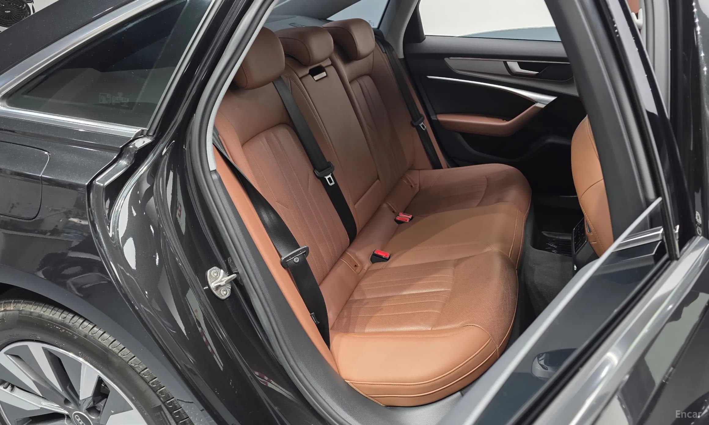 A6 (C8)
