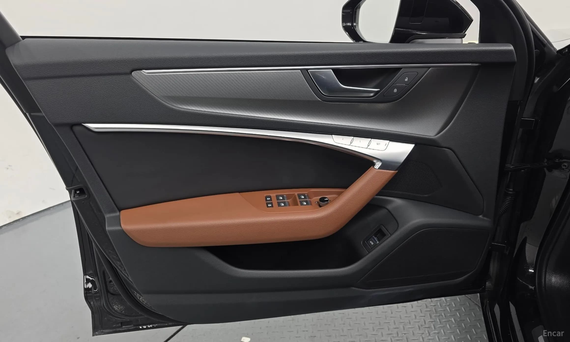 A6 (C8)