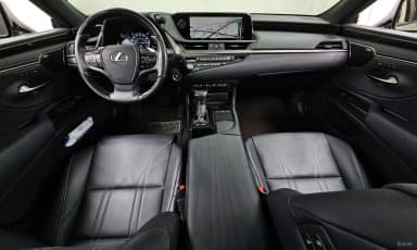 ES300h 7th Generation