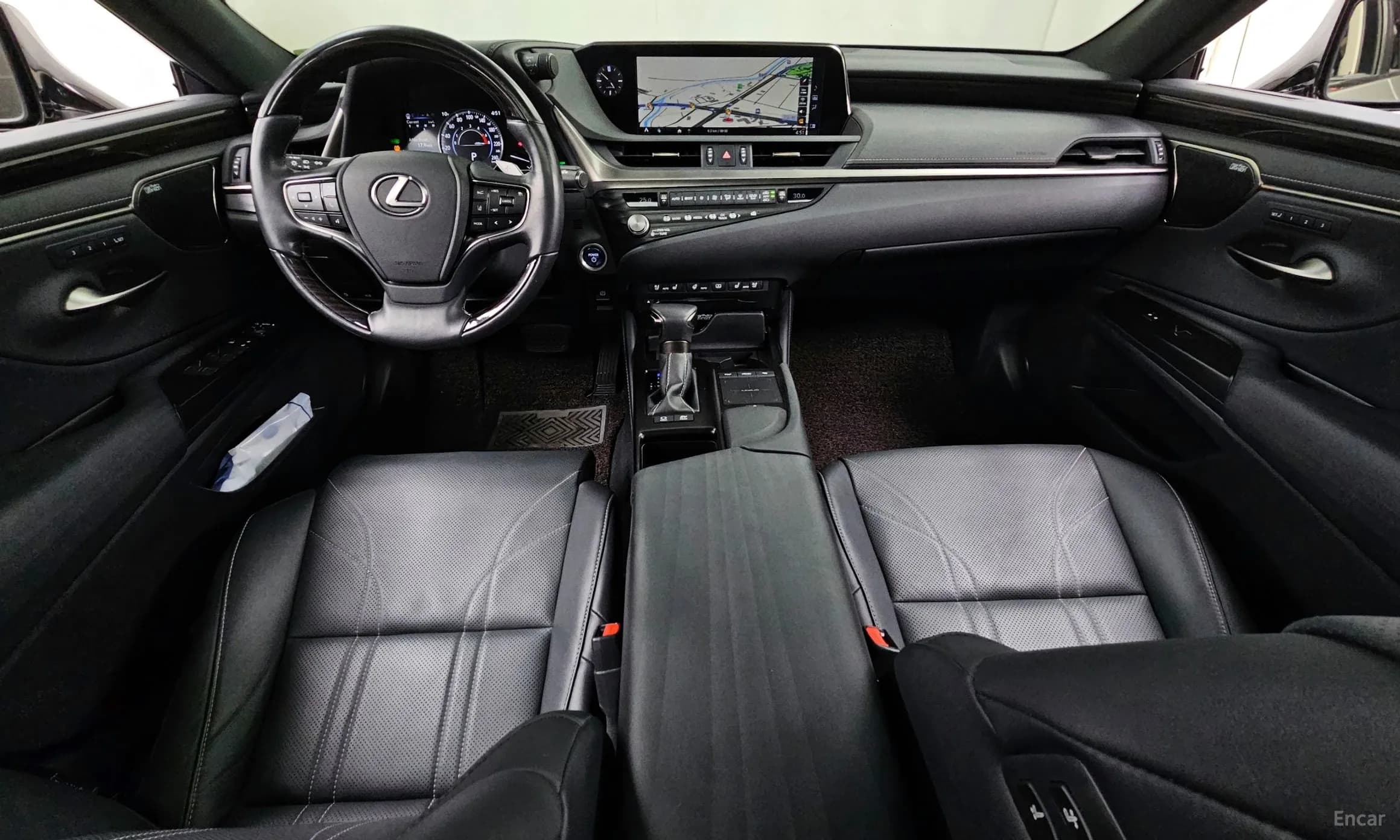 ES300h 7th Generation