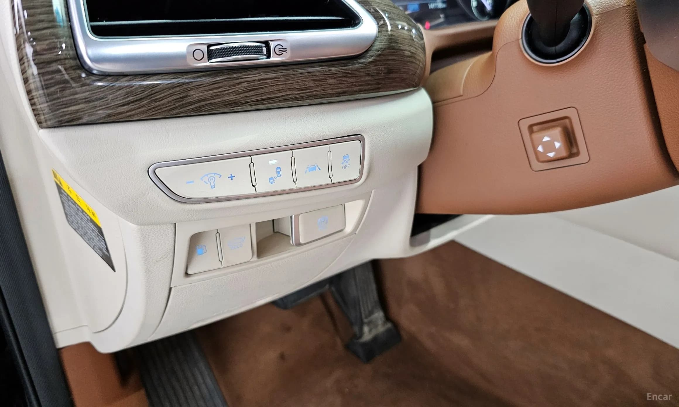 G90