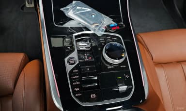 X7 (G07)