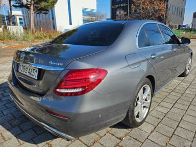 E-Class W213
