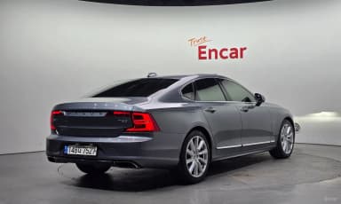 S90