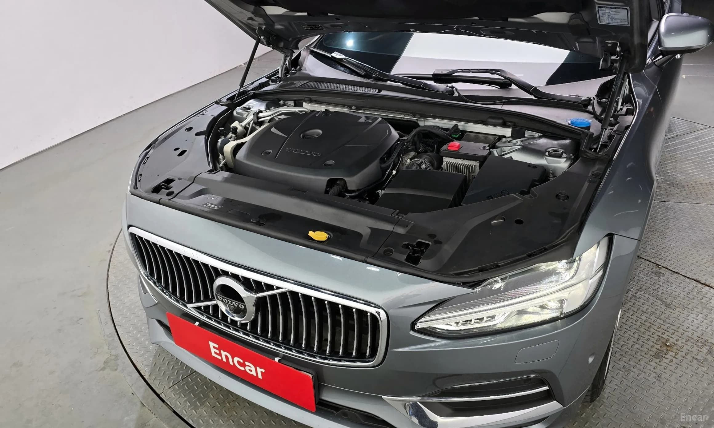 S90
