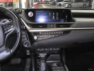 ES300h 7th Generation