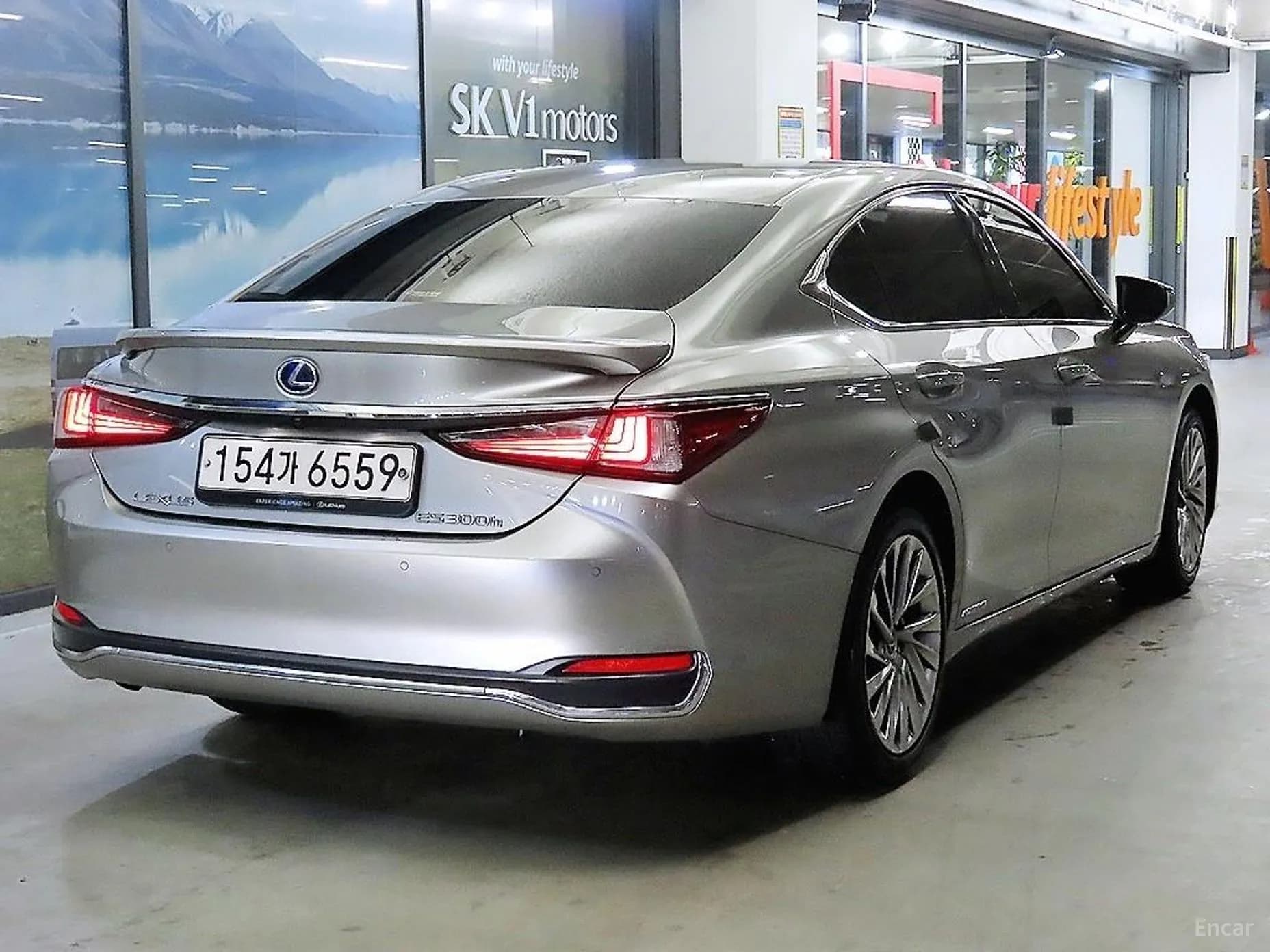 ES300h 7th Generation