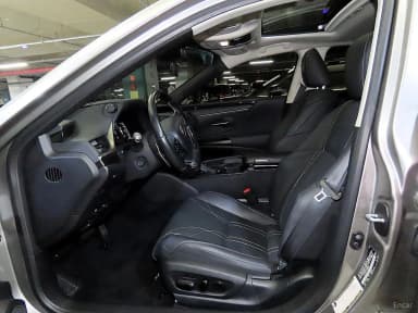 ES300h 7th Generation