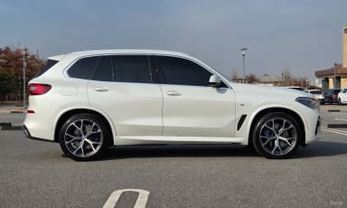 X5 (G05)