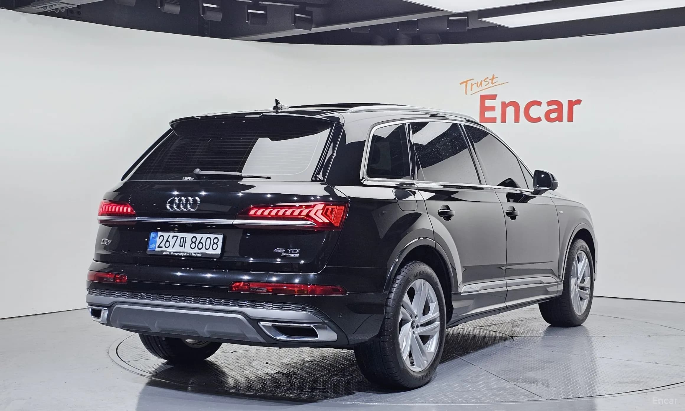 Q7 (4M)