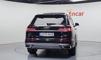 Q7 (4M)