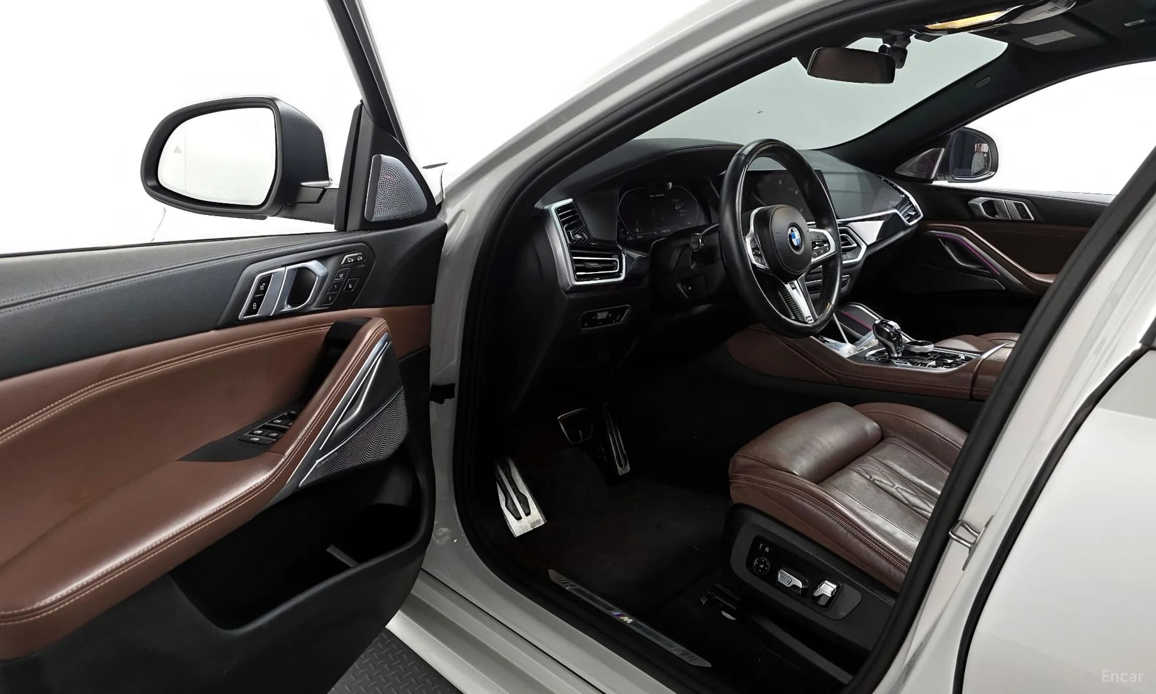X6 (G06)
